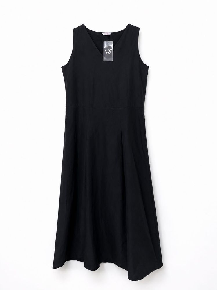 Classic Black Sleeveless V-Neck Dress