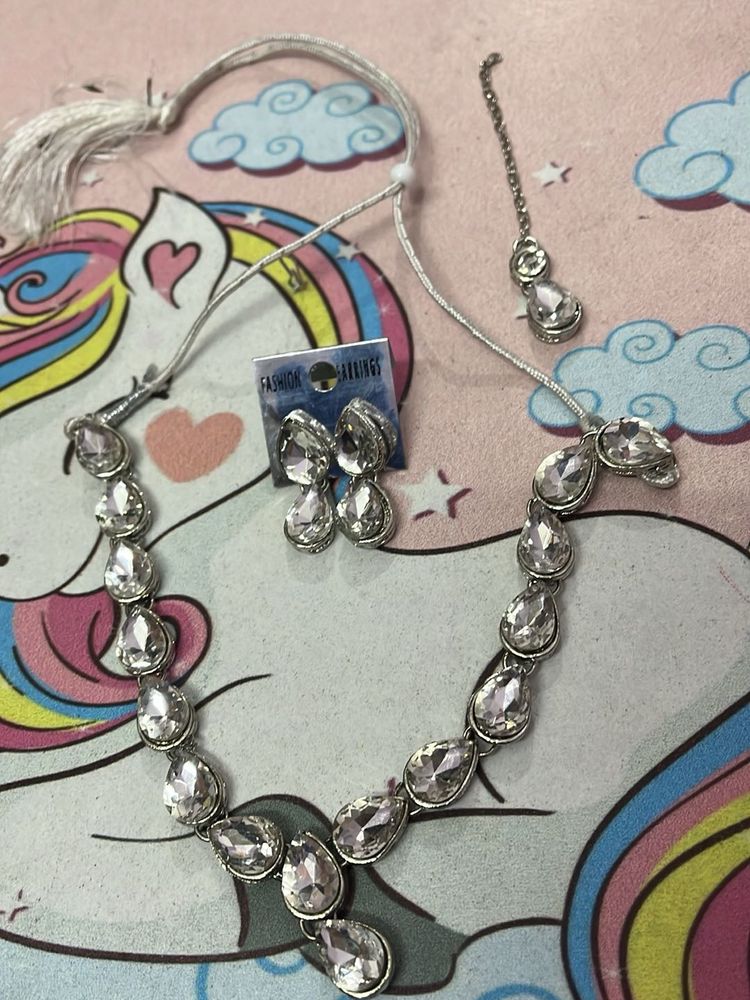 crystal necklace and earring set
