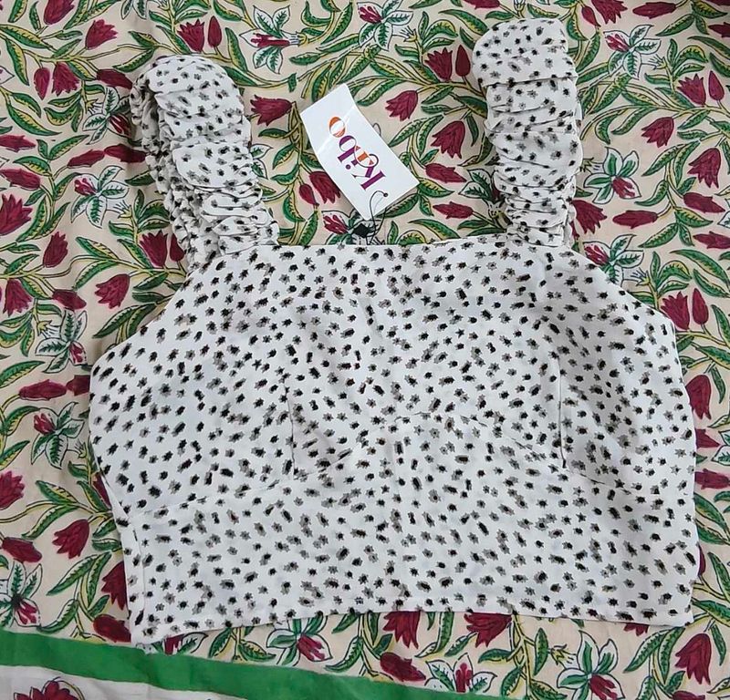 Chic White &amp; Black Polka Dot Crop Top