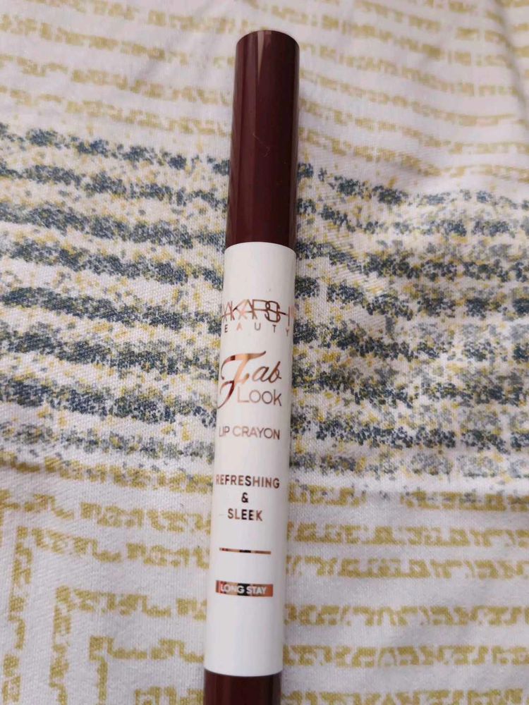 Fab Look Lip Crayon - Refreshing &amp; Sleek