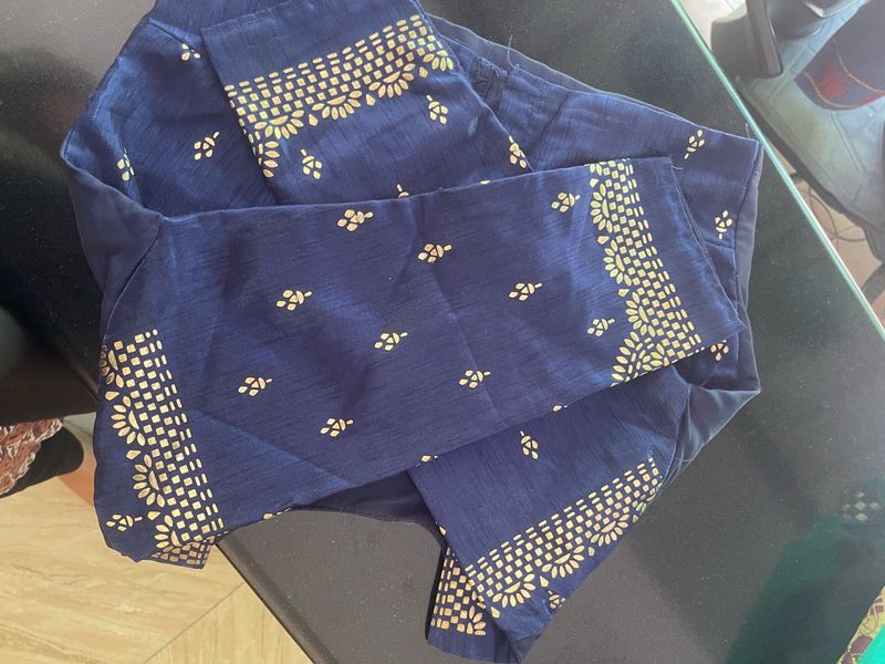 Saree With Blouse