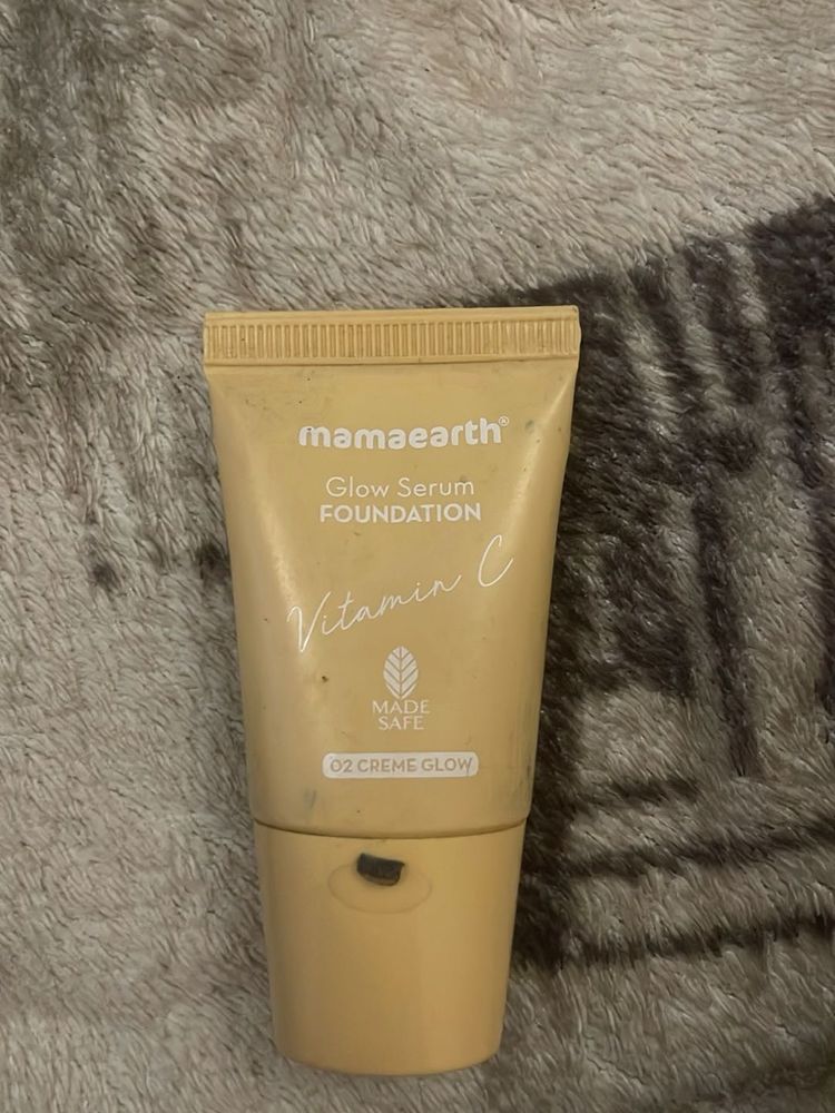 Mamaearth Vitamin C Glow Serum Foundation
