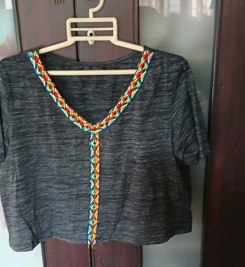 Stylish Grey T-Shirt with Colorful Neckline