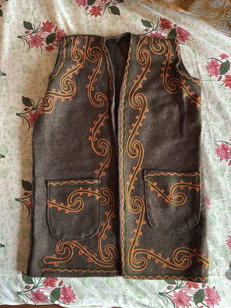 Sleeveless Warm Shrug