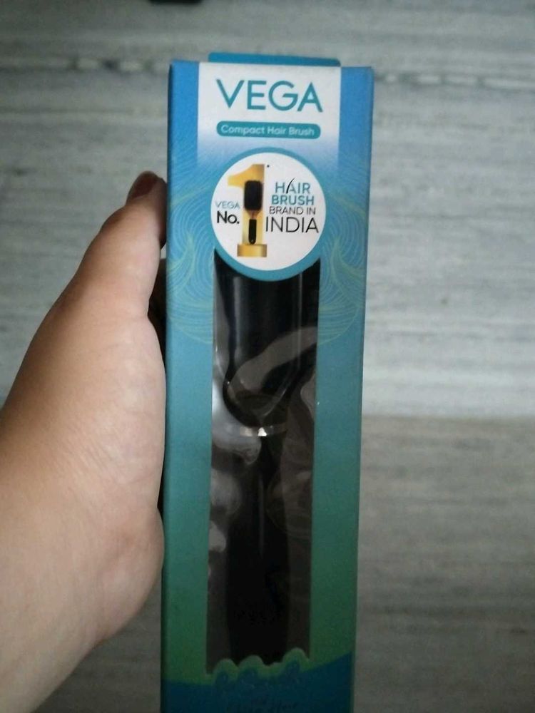 Vega Compact Hair Brush