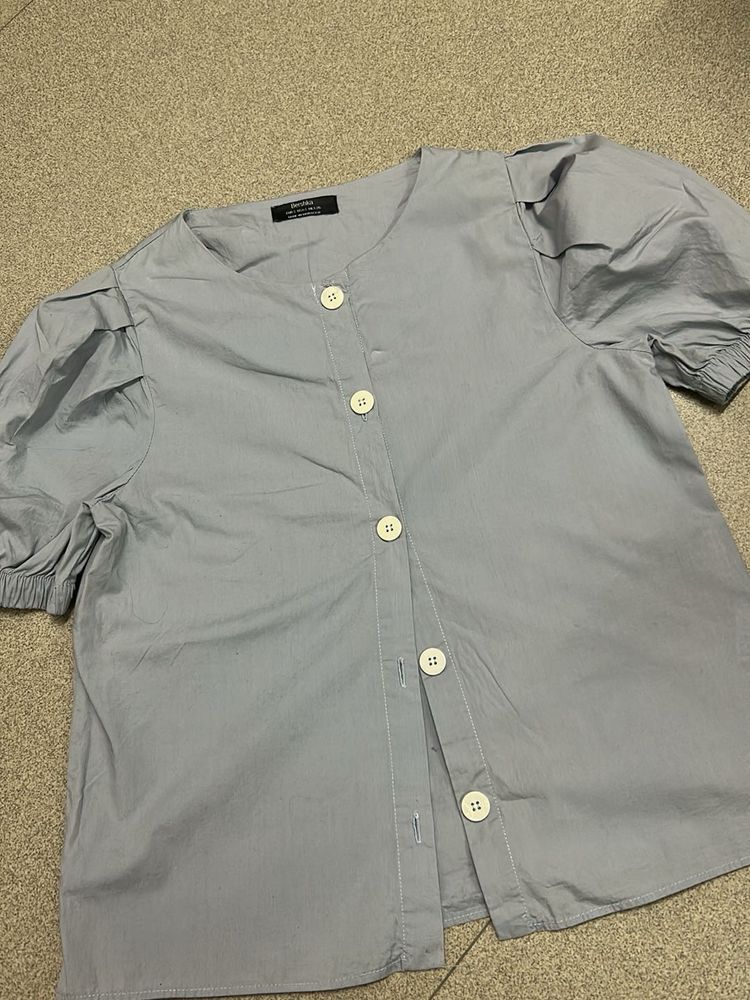 Chic Button-Down Puff Sleeve Top