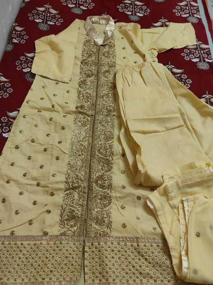 Elegant Yellow Kurta Set with Dupatta