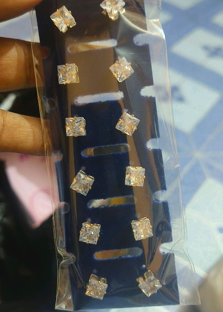 Ad Studs Zirconic Nug 6 Pairs