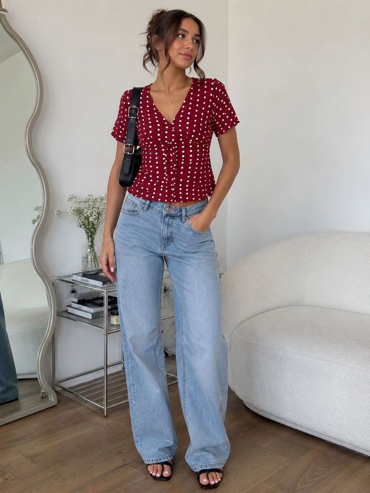 crop Red Top (dot)