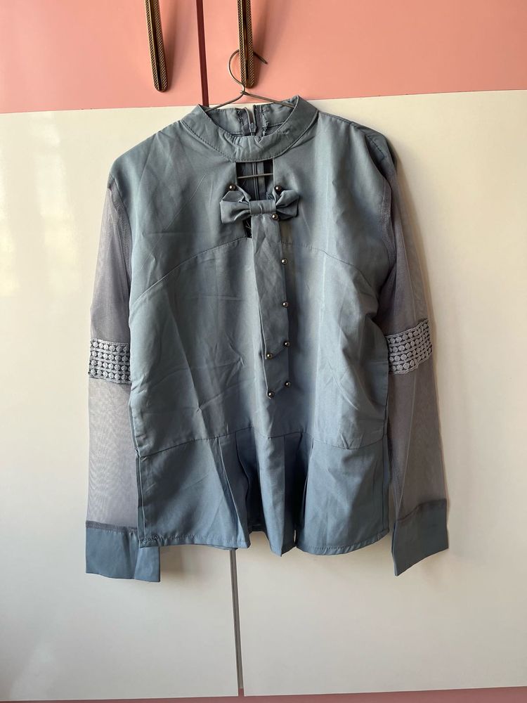Elegant Gray Tie-Neck Blouse