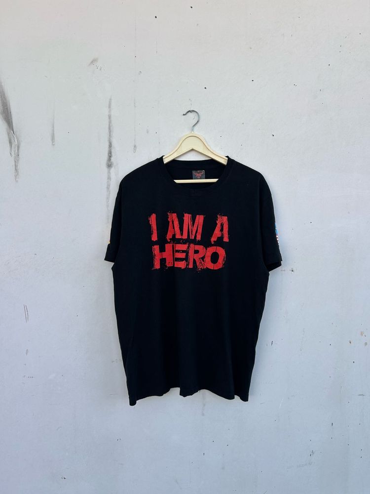 Black 'I AM A HERO' Graphic T-Shirt
