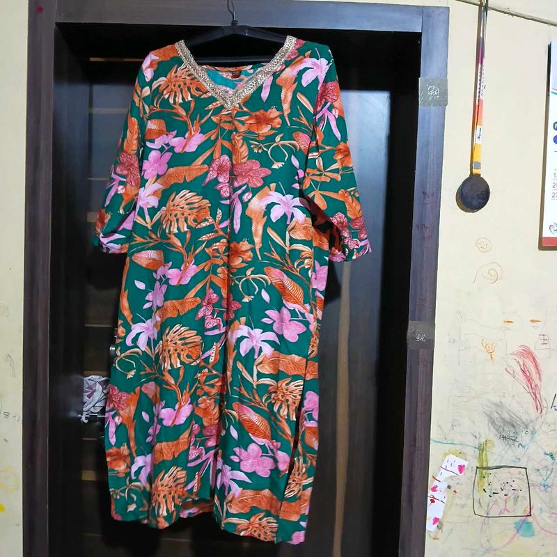 Vibrant Floral Print Kurta