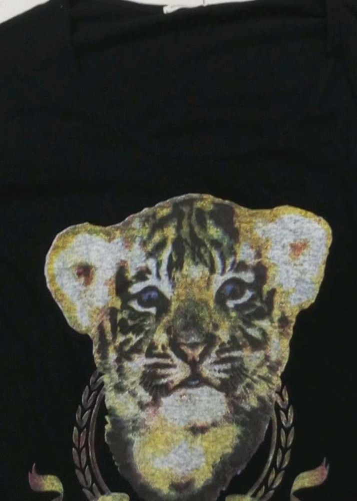 Black Tiger Cub Graphic Tee