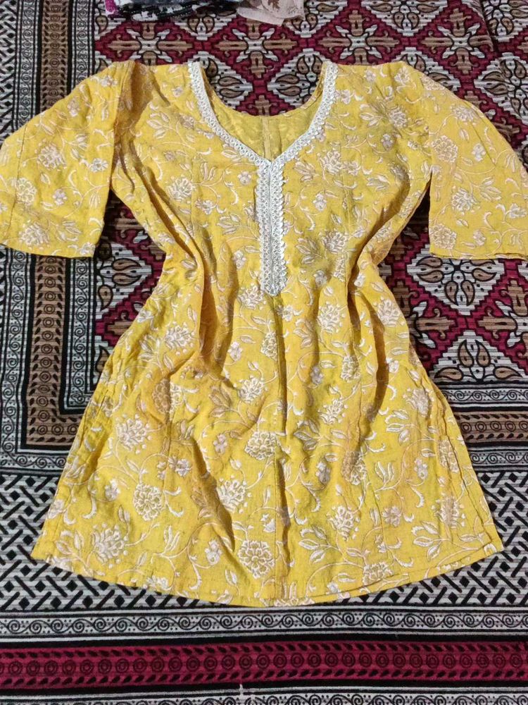 formal aesthetic yellow kurta...🫪