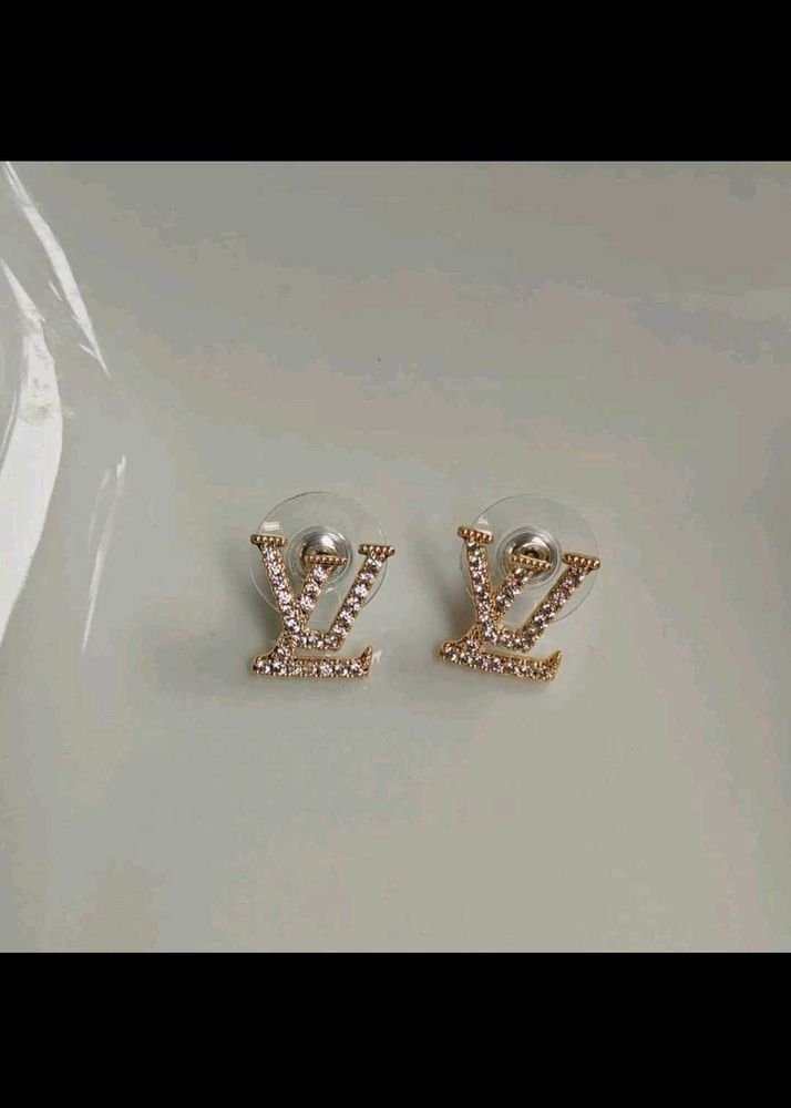 Sparkling 'LV' Logo Stud Earrings