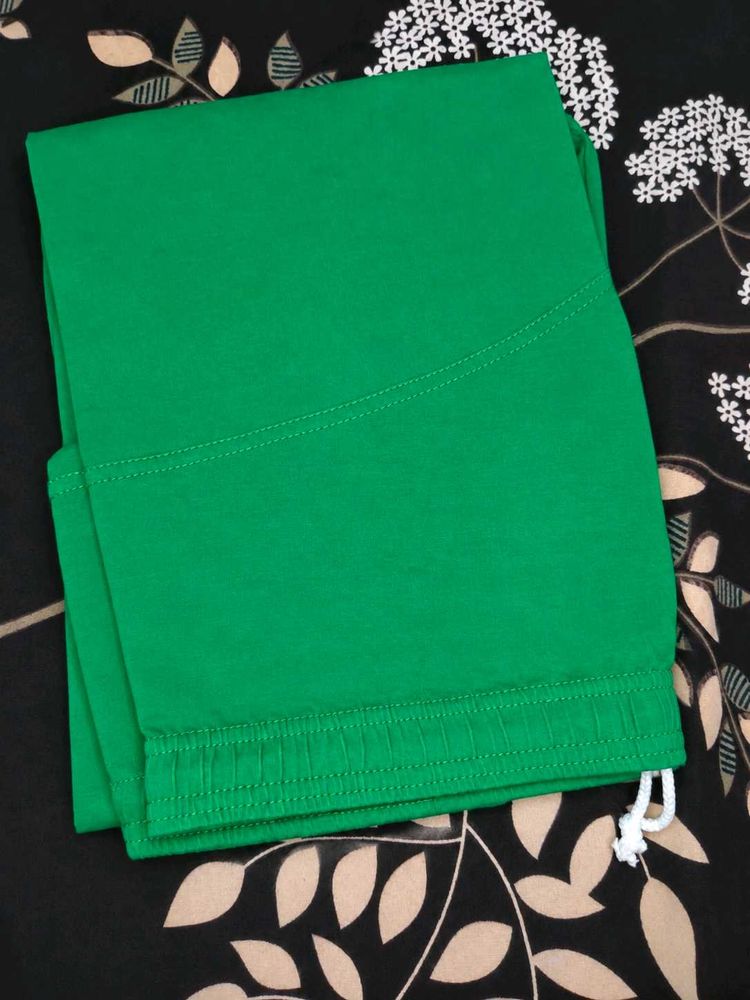 women leggings green