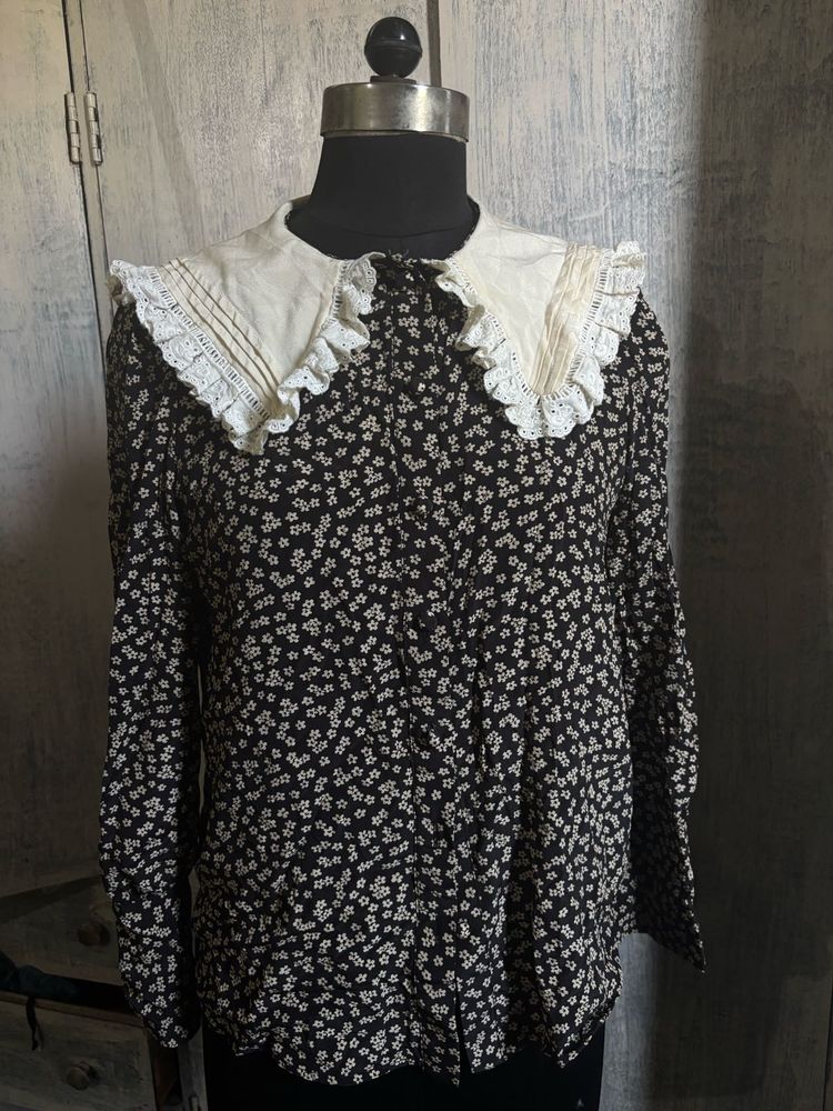 Vintage Floral Print Ruffle Collar Top