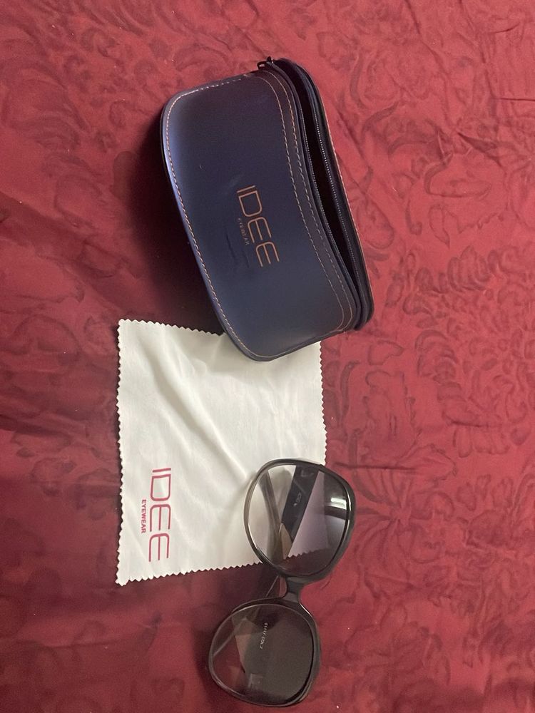 IDEE Eyewear Sunglasses with Case
