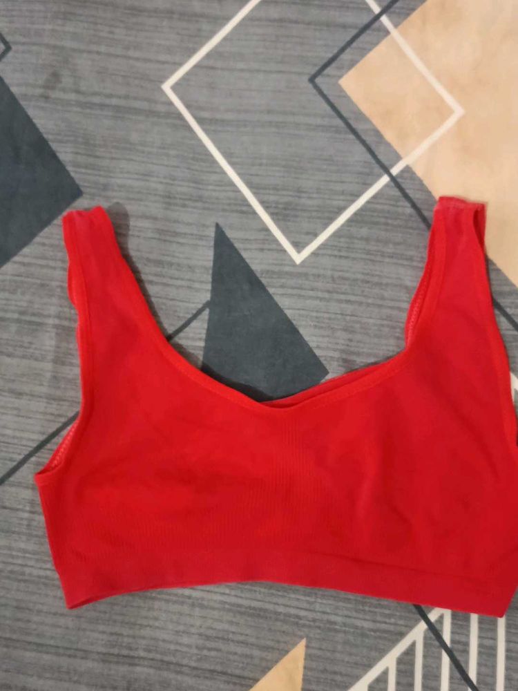 Vibrant Red Seamless Sports Bra