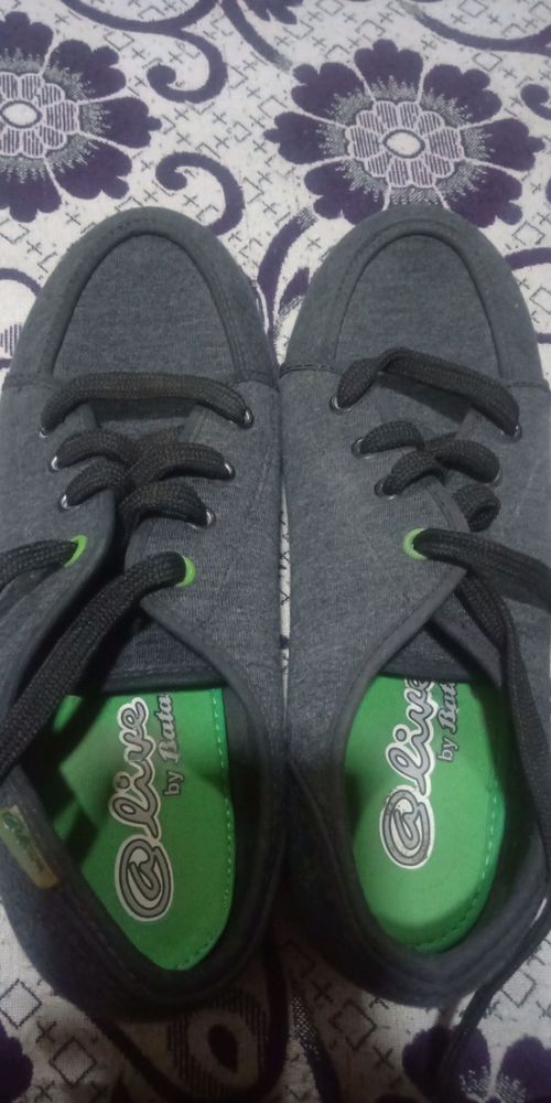 Olive by Bata Gray Casual Shoes