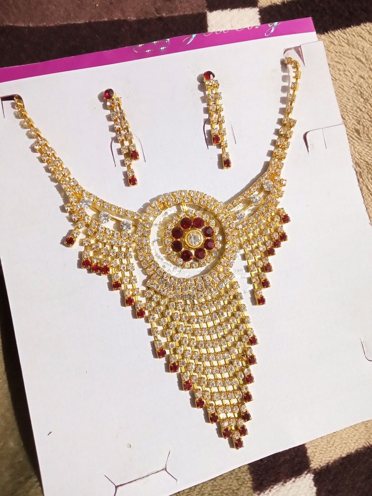 Party Wear Diamond Necklace Set.