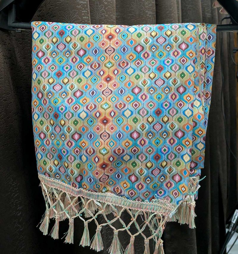 Vibrant Geometric Print Dupatta