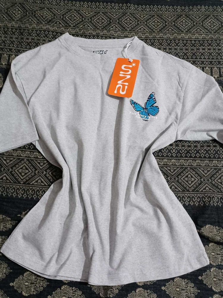 Gray Butterfly Graphic T-Shirt