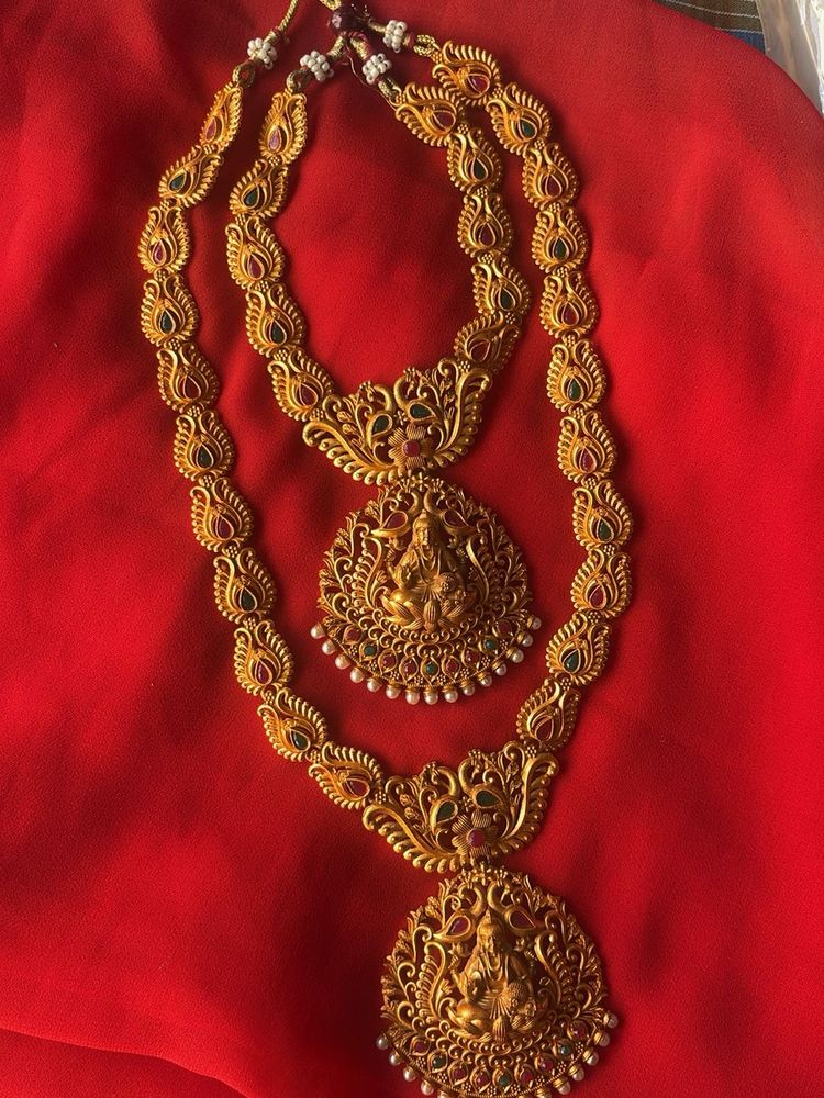 Elegant Necklace Set