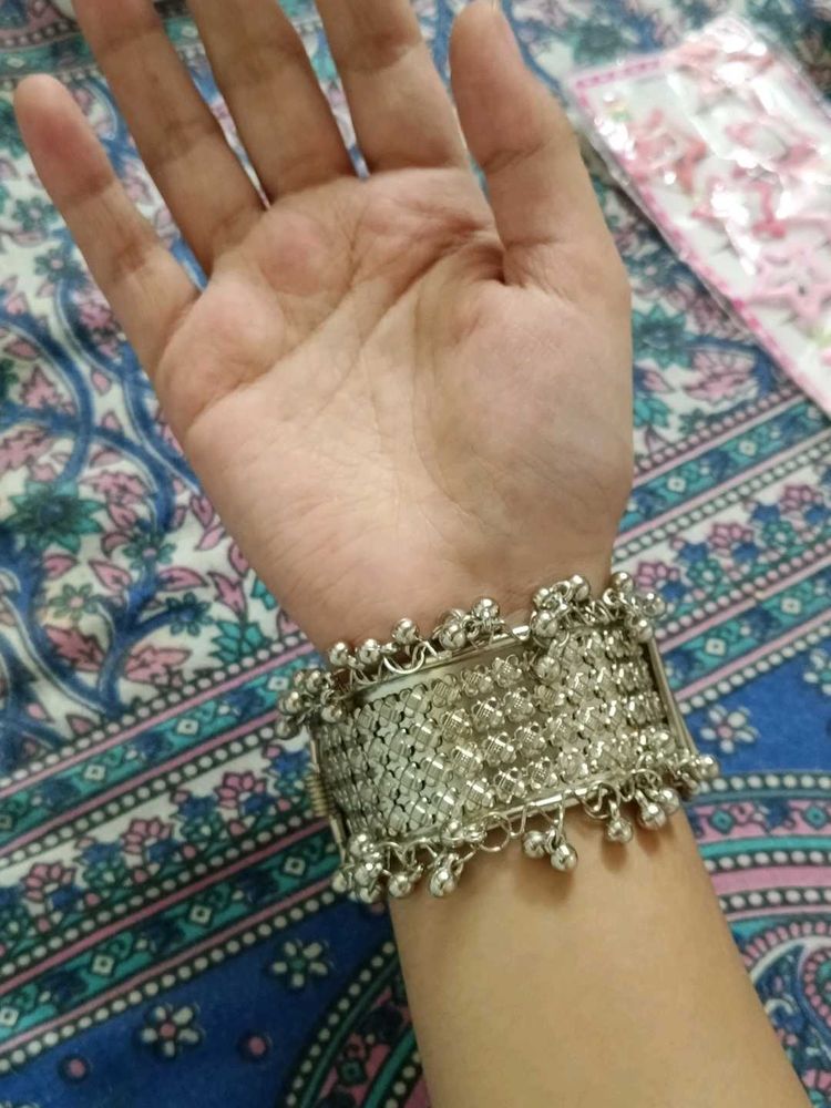 Exquisite Oxidized Silver Bangle