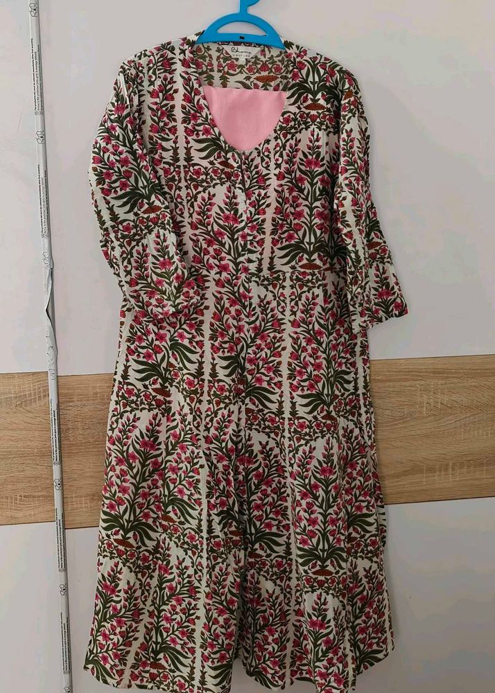 Bhama Couture Floral Print Kurta set.