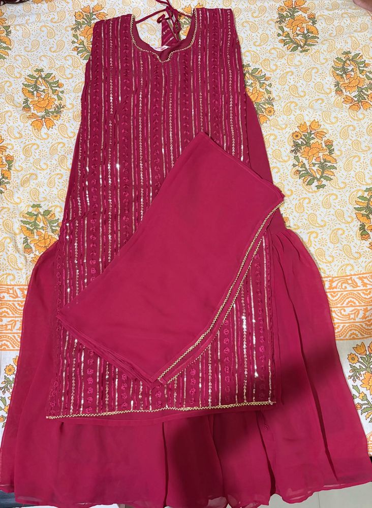 Elegant Pink Sequined Kurta Set