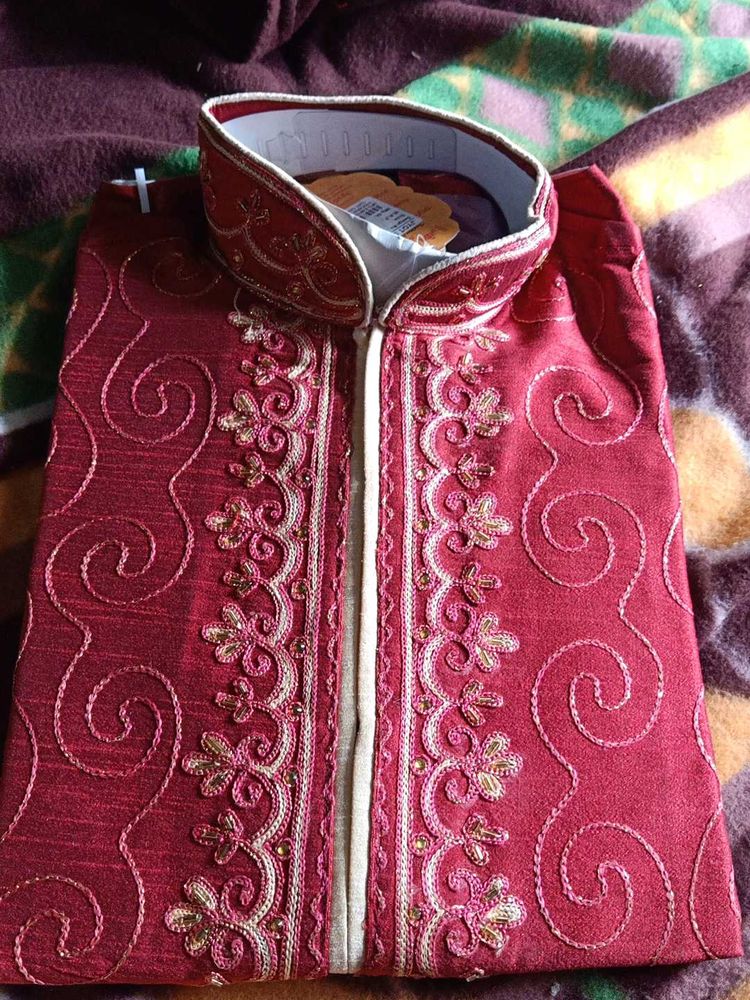 Elegant Maroon Kurta