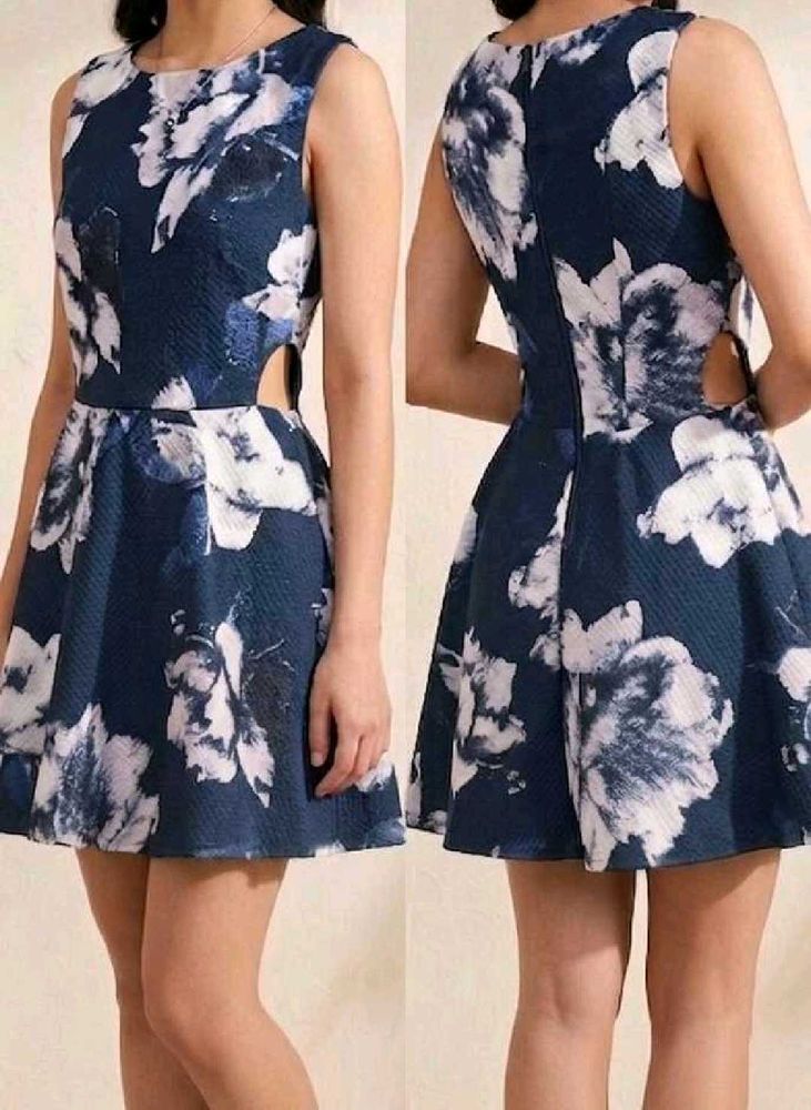 Chic Floral Cut-Out Mini Dress