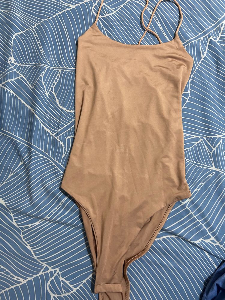 BACKLESS BODYSUIT