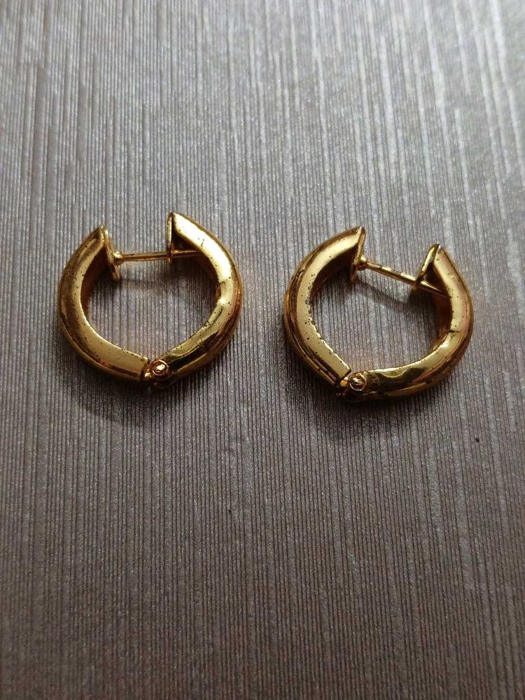 2 pair -earrings