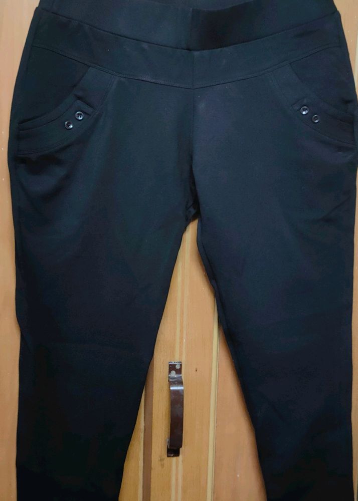 Black Pant For Women. Length 32 &amp; Half.
