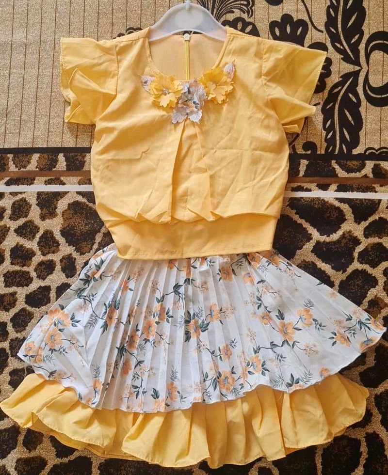 Adorable Floral Girls Dress