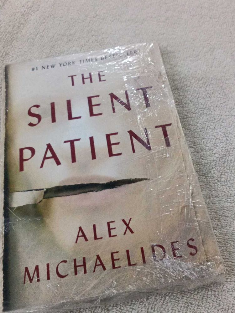The Silent Patient by Alex Michaelides