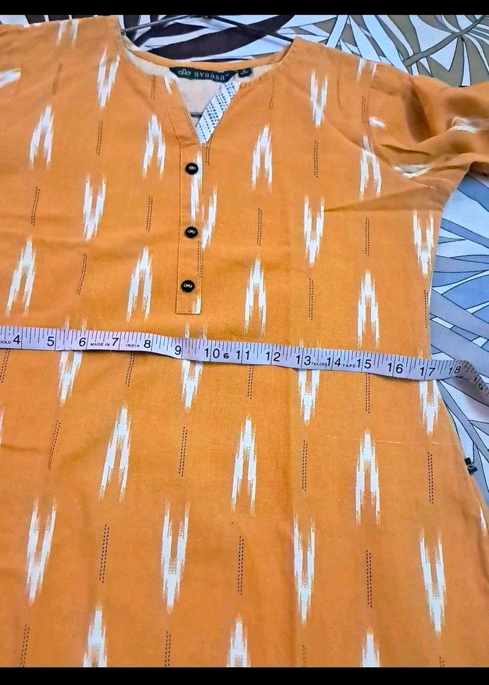 Avaasa cotton ikat kurta