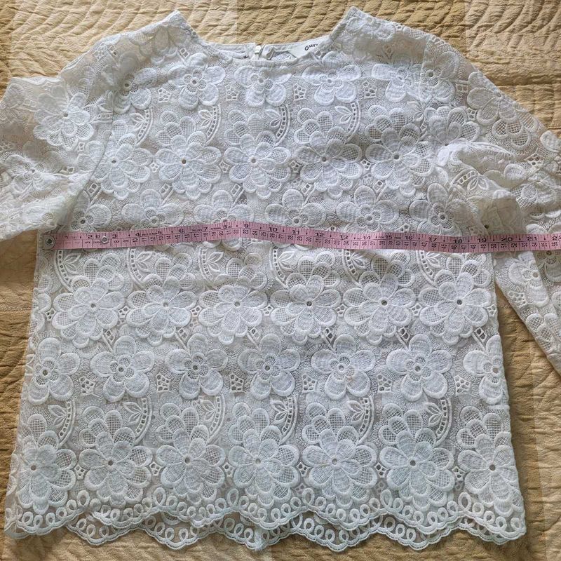 White Floral Lace Long Sleeve Top