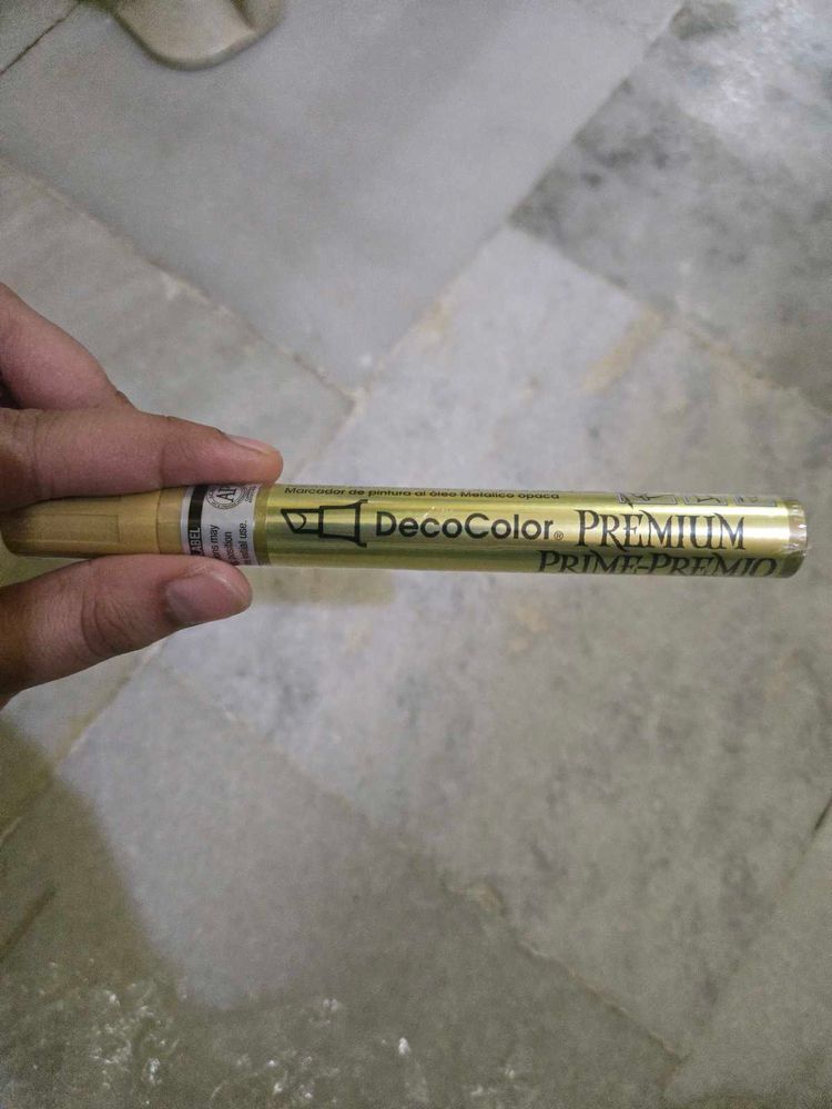 DecoColor Premium Paint Marker Pen