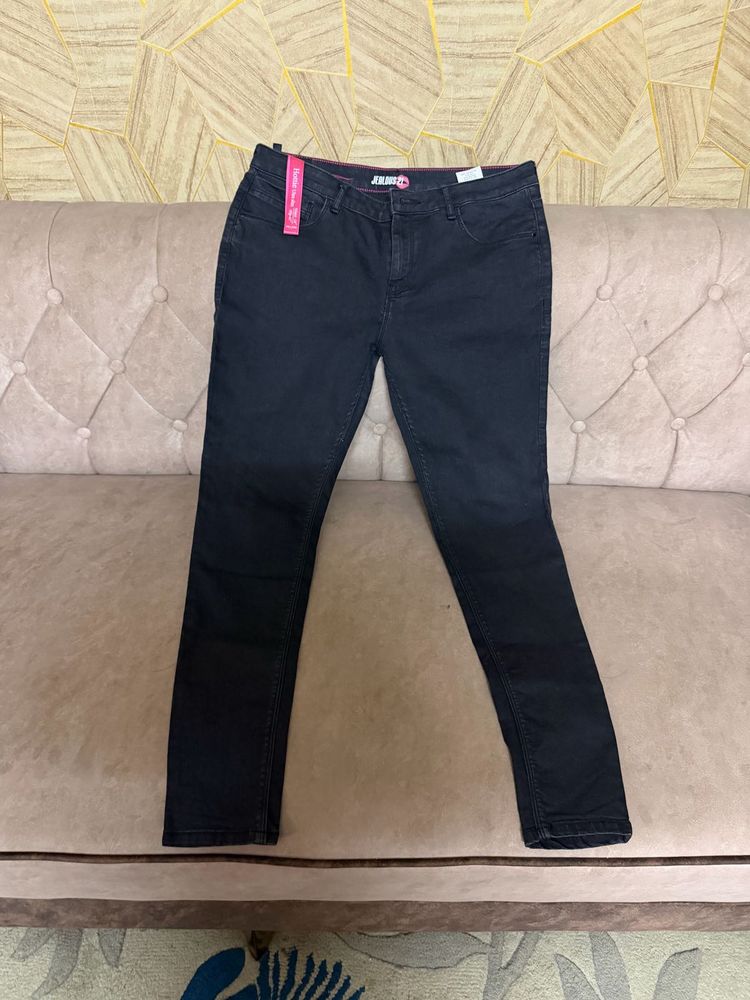 Black Skinny Fit Jeans comfortable material make u