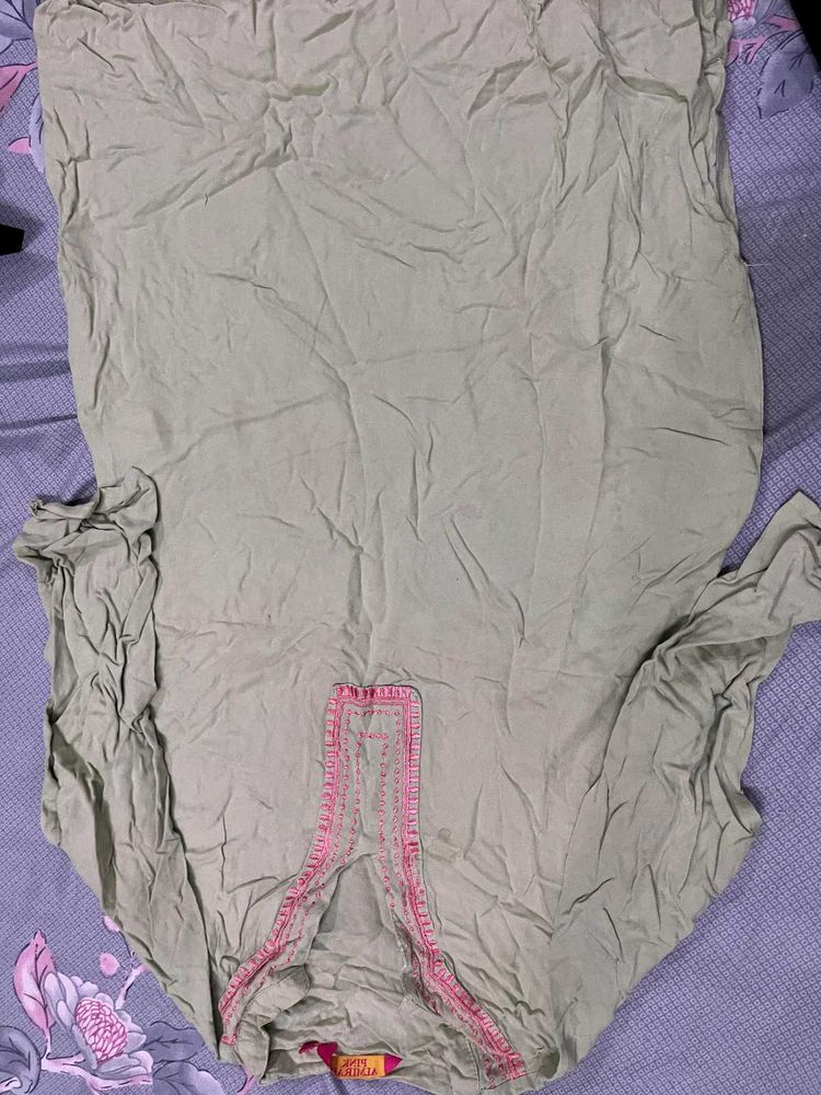 Elegant Kurta with Pink Embroidery