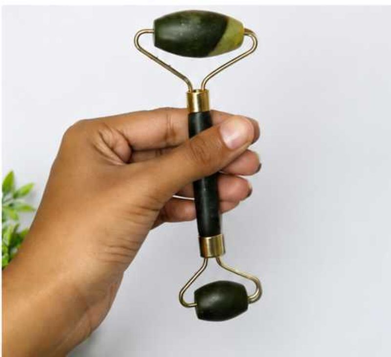 Jade Face Roller