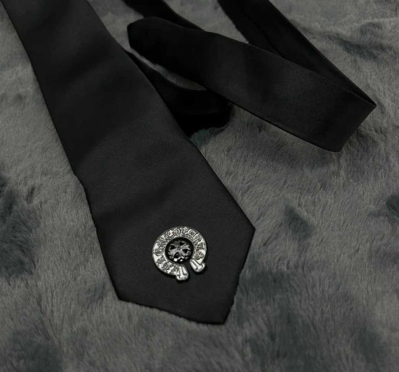 black chrome heart tie