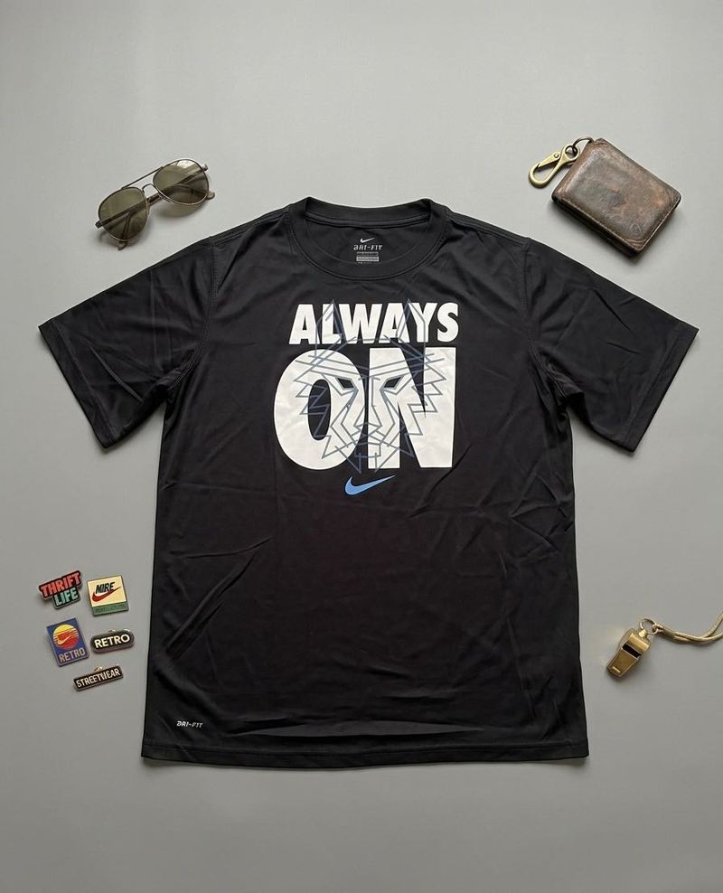 Nike "Always On" Graphic T-Shirt