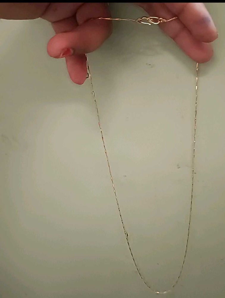Delicate Gold Chain Necklace