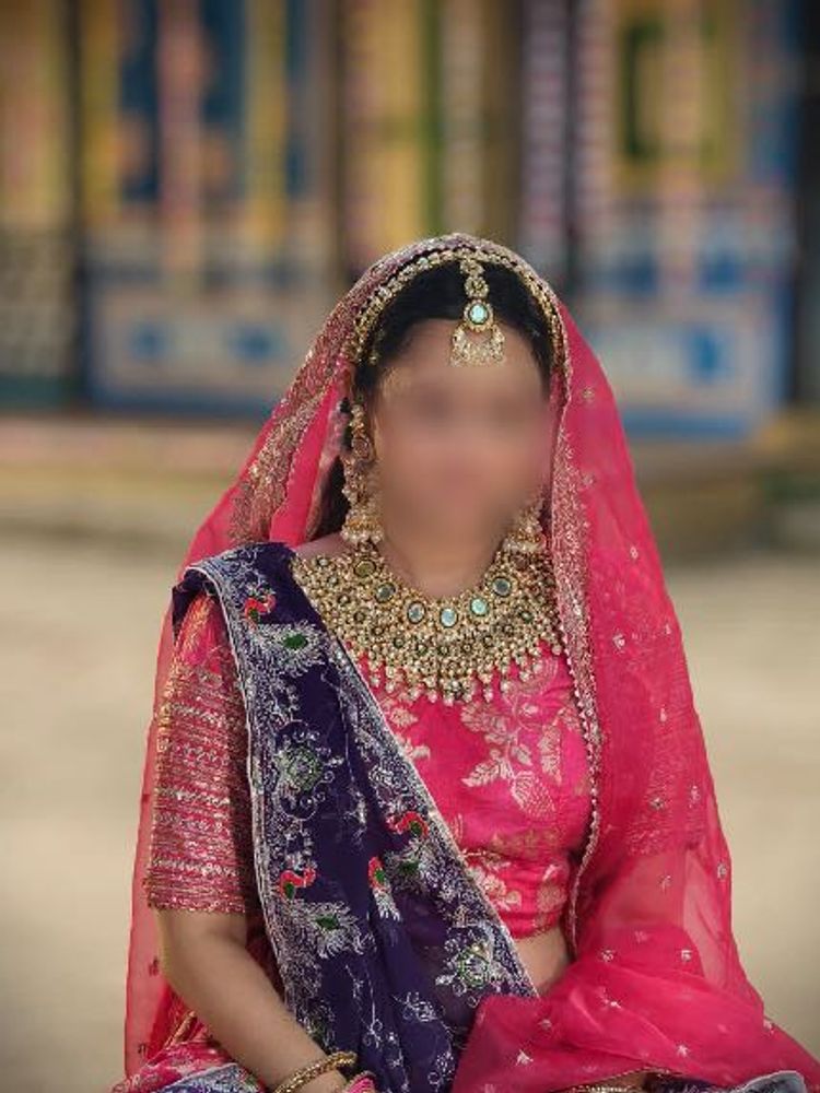 green kindan bride set