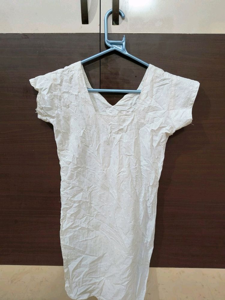 Womens Short KURTI! 🤍