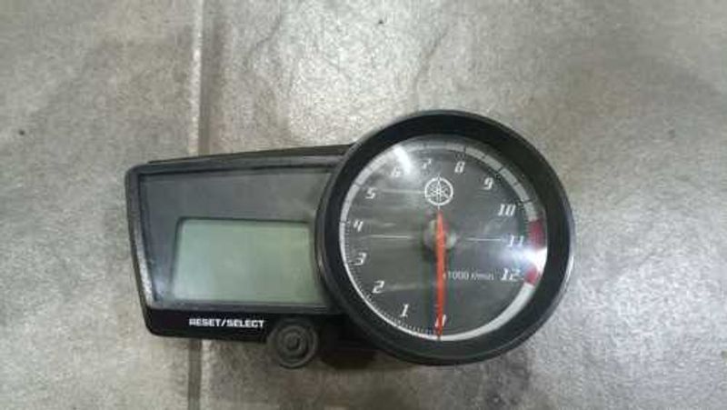R15